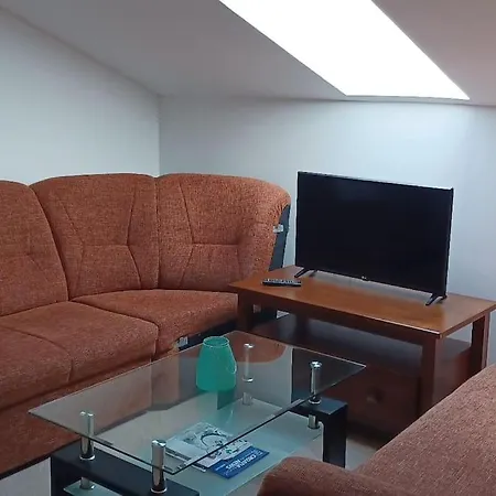 Comfortable Seaview App Apartment Njivice